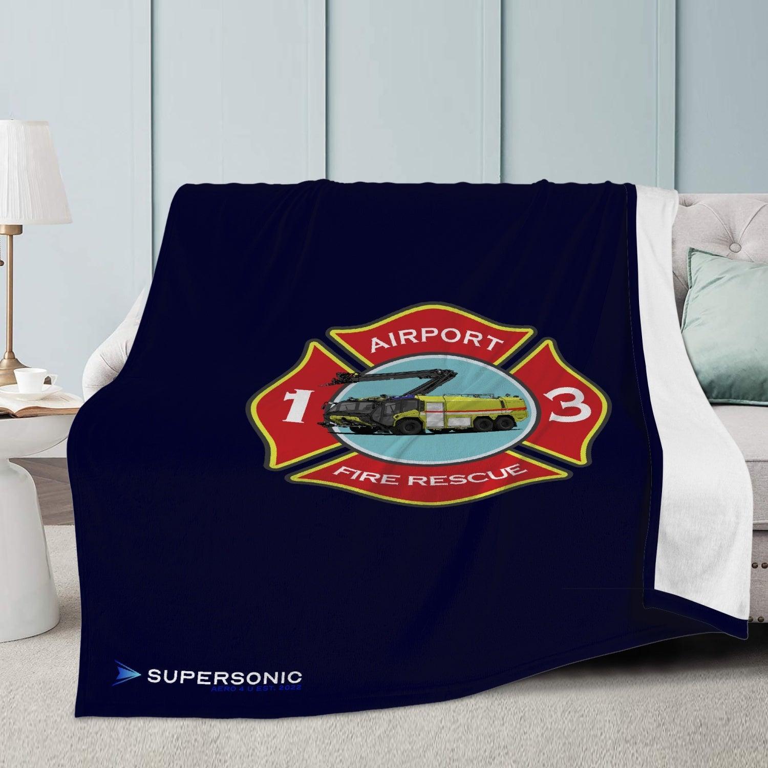 Aviation Premium Flugzeug Fleecedecke - Ultraleicht & Kuschelig mit "Airport Fire Rescue Patch, ARFF" Design für Piloten, Crews, Kinder & Planespotter made by SUPERSONIC aero 4U