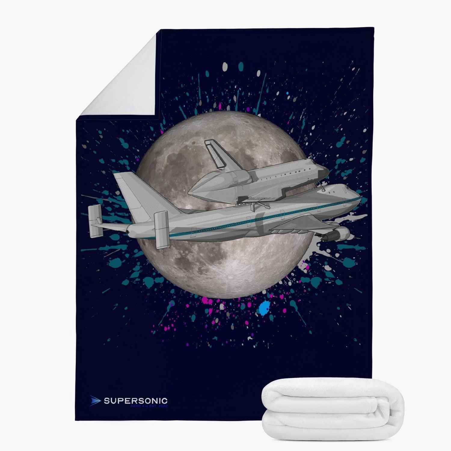 Aviation Warme Fleecedecke mit Boeing 747 NASA, Spaceshuttle Motiv - Für echte Luftfahrt-Enthusiasten für Piloten, Crews, Kinder & Planespotter made by SUPERSONIC aero 4U