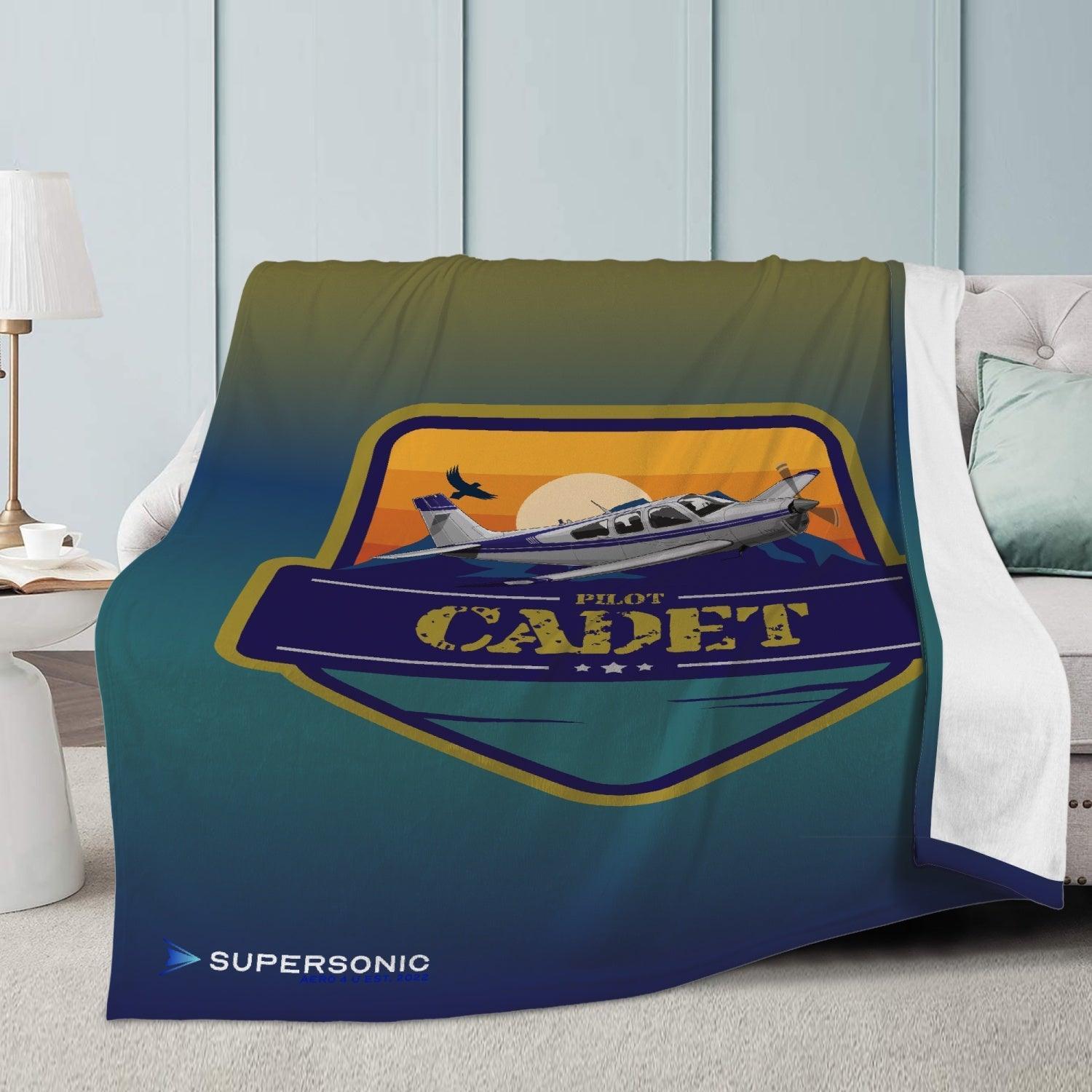 Aviation Premium Fleecedecke für Flugschüler und Piloten - Leicht & warm für Aviation-Begeisterte für Piloten, Crews, Kinder & Planespotter made by SUPERSONIC aero 4U